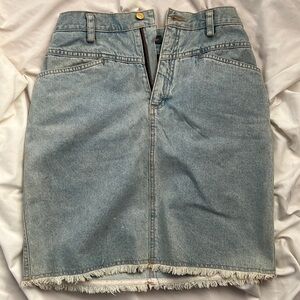 COPY - Liz Claiborne jean skirt with frayed hem SZ 6